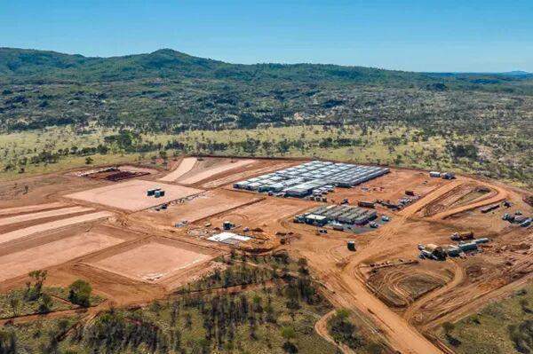  资源焦虑的心理机制：从供应链危机看全球战略博弈 情感心理