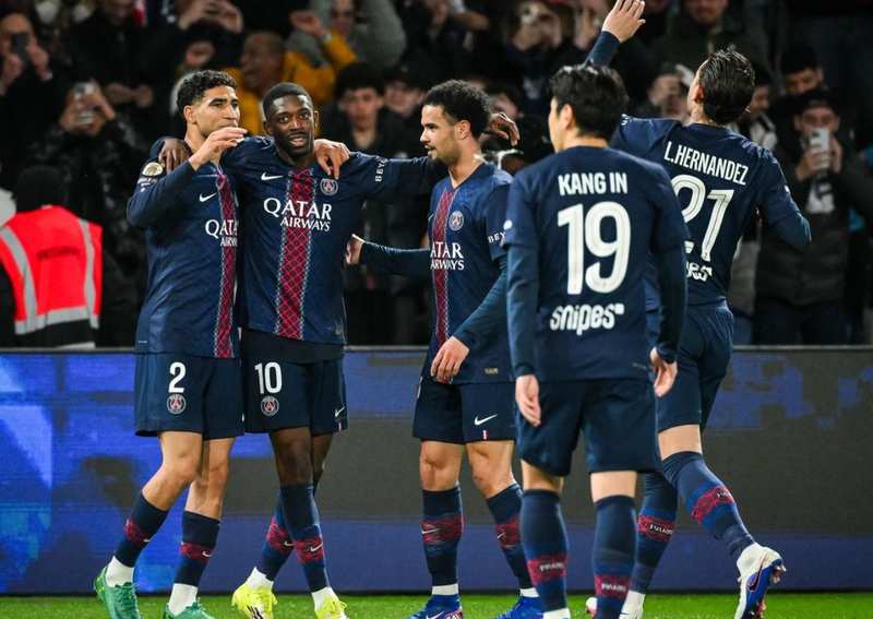  豪门光环并非必然：巴黎圣日耳曼的逆袭逻辑 体育新闻