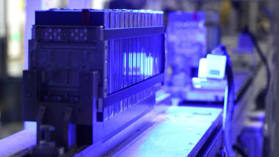  想知道家电巨头如何跨界突围？从创维光伏业务超越电视看企业转型逻辑 企业服务