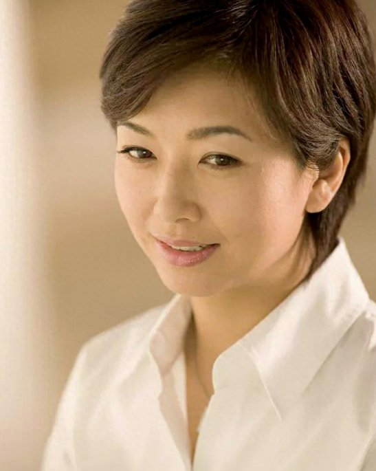  【职业风险解码】一次冲动辞职如何改变演员命运：从铁饭碗到“个体户”的代价 娱乐新闻