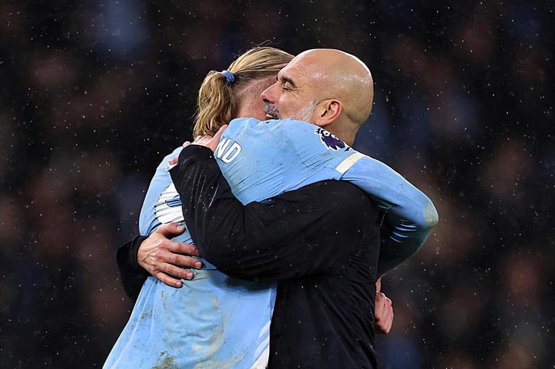  枪手的至暗时刻：当我们谈论冠军时，替补席上空无一人 体育新闻