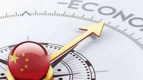  AI浪潮下的保险业转型：平安产险的“数据驱动”实战方法论 新闻