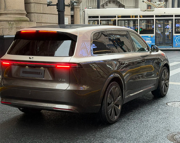  技术解析：理想L9 Livis如何用800V架构重塑全尺寸SUV性能天花板 汽车科技