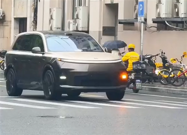  技术解析：理想L9 Livis如何用800V架构重塑全尺寸SUV性能天花板 汽车科技